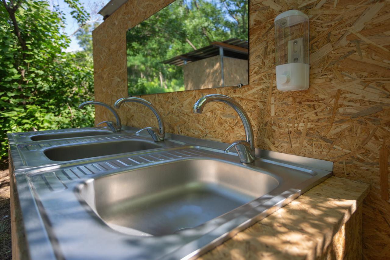 Steller Hostel & Camping Одесса Экстерьер фото